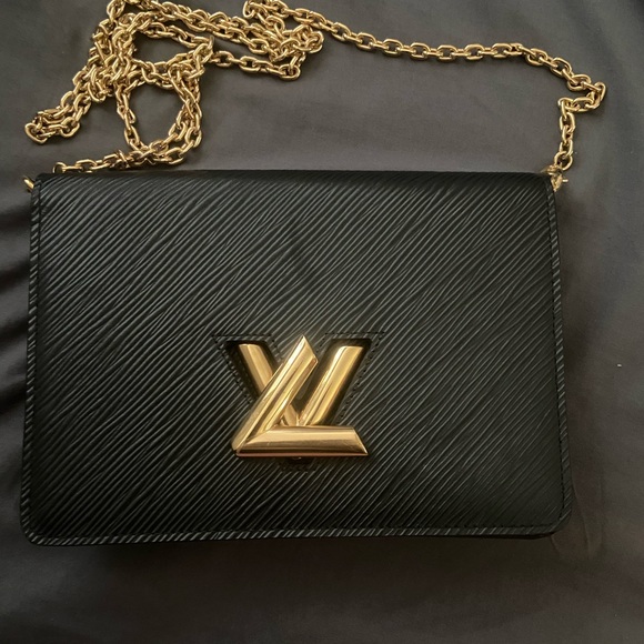 Louis Vuitton Twist Belt Chain Pouch - Picture 2 of 8